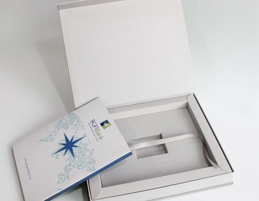 vídeo video del folleto de 7 pulgadas IPS en carpeta con la batería rechargeble y el puerto de USB