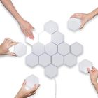 Hexagonal plástico sensible al tacto de la lámpara de pared del LED Quantum para los amantes del regalo DIY